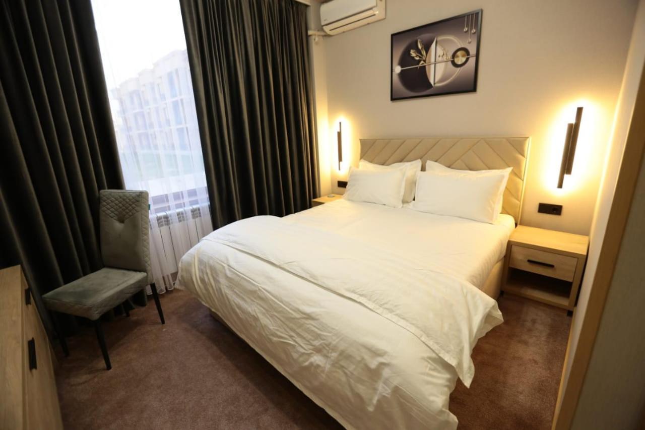 Sem Brand Hotel Turkistan Esterno foto