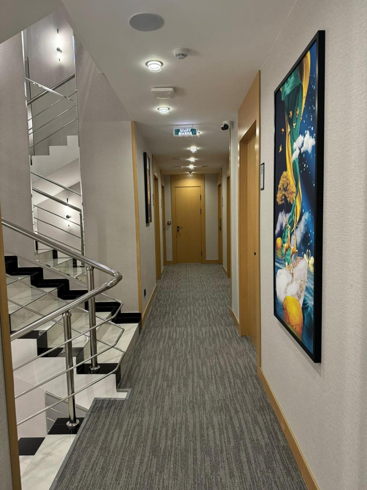 Sem Brand Hotel Turkistan Esterno foto